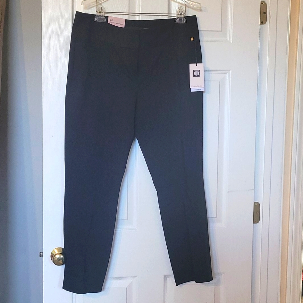 Ivanka Trump Black Slim Ankle Length Slacks